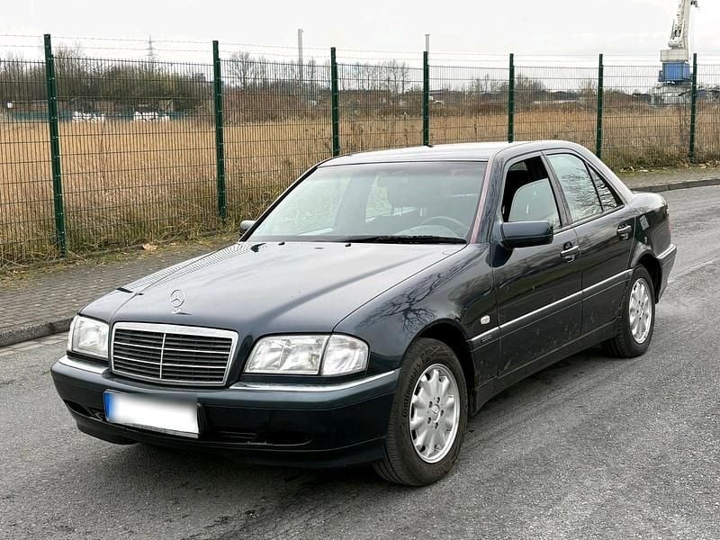 Blau Gebraucht 1999 Mercedes C180 Elegance Limousine | 3.000 € (Fairer Preis) - Bild 1/4