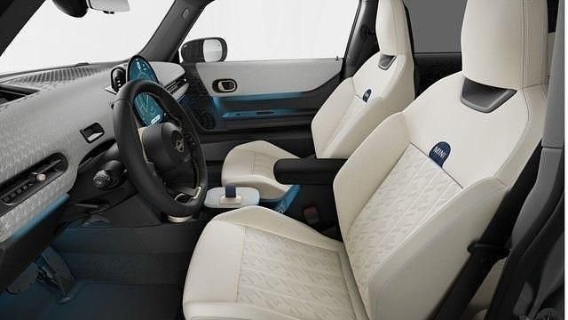 Gebraucht Mini Cooper S 204 PS (150 kW) 2025 Silber Kleinwagen