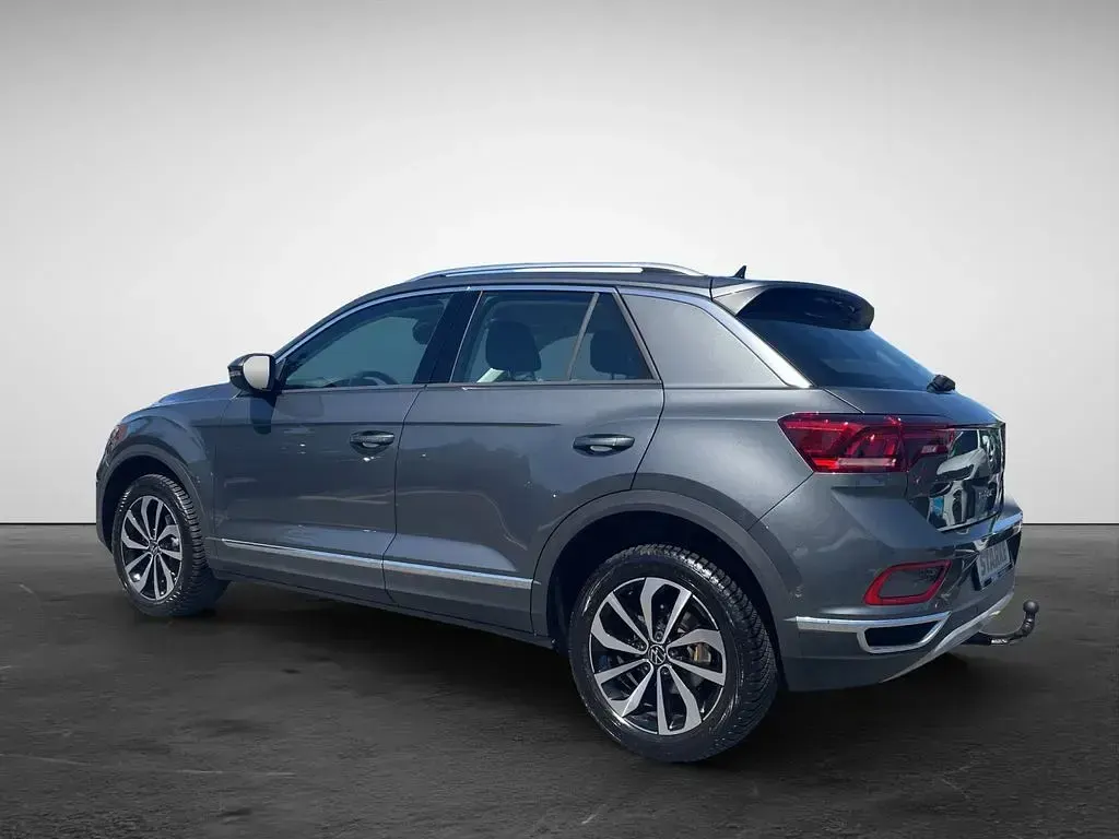 Używany VW T-Roc Style 150 KM (110 kW) 2023 Szary SUV