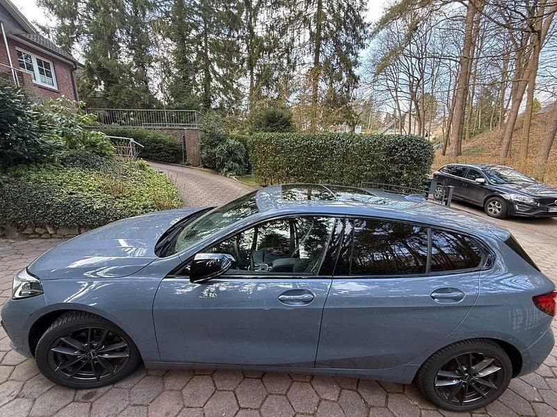 Gebraucht BMW 118 140 PS (102 kW) 2019 Grau Kleinwagen