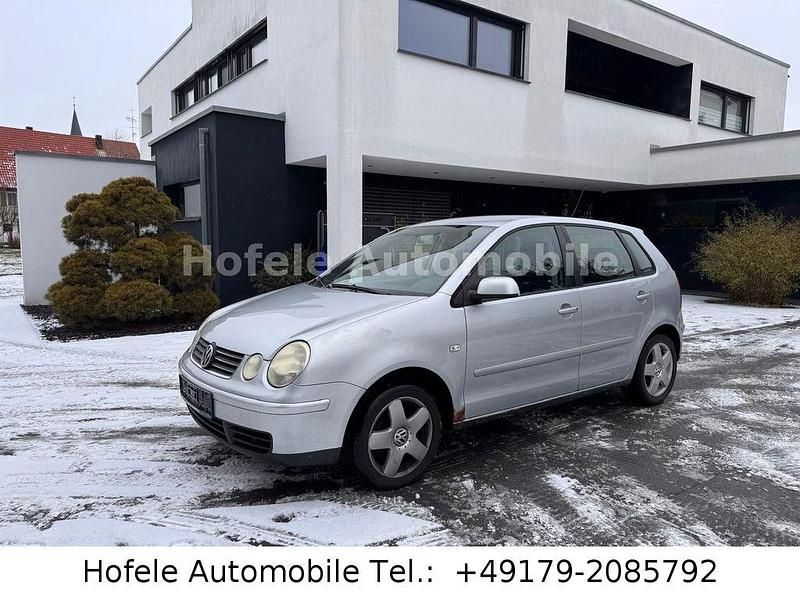 Silber Gebraucht 2004 VW Polo Cricket Limousine | 750 € (Superpreis) - Bild 1/4