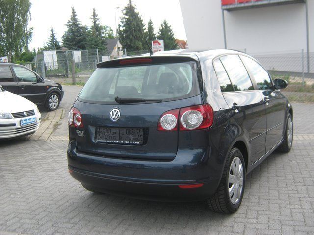 Gebraucht VW Golf Plus Cross 102 PS (75 kW) 2007 Blau metallic Van / Kleinbus