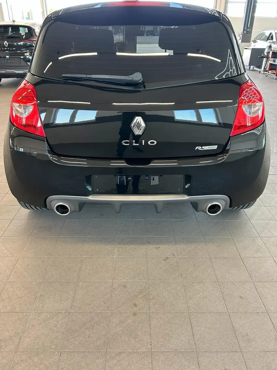 Gebraucht Renault Clio R.S. R.S. 2011 Schwarz Kleinwagen