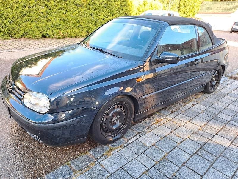 Blau Gebraucht 2001 VW Golf Cabriolet Cabrio | 2.000 € (Fairer Preis) - Bild 1/4