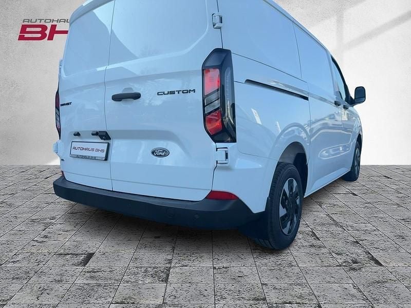 Neu Ford Transit Custom 232 PS (170 kW) 2025 Frozen white (weiß) Van