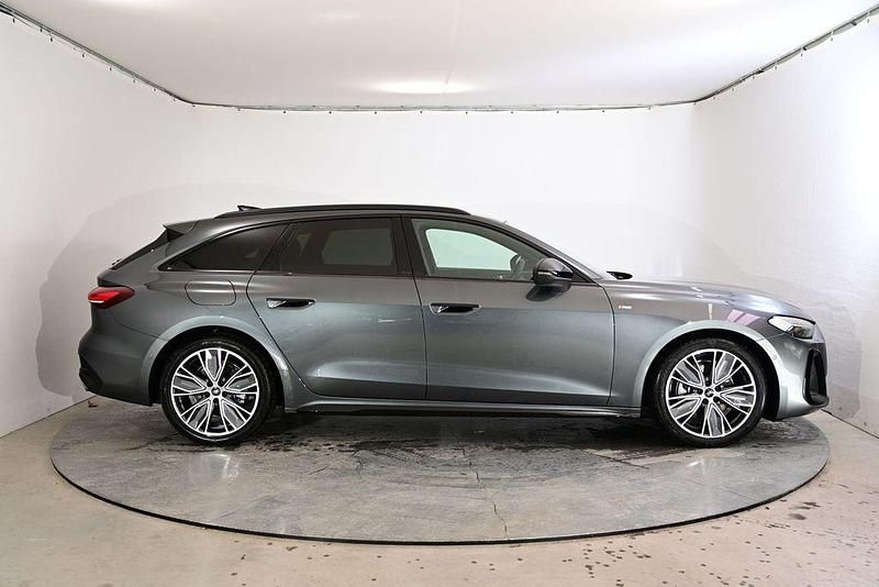 Gebraucht Audi A5 S-Line 204 PS (150 kW) 2026 Grau Limousine