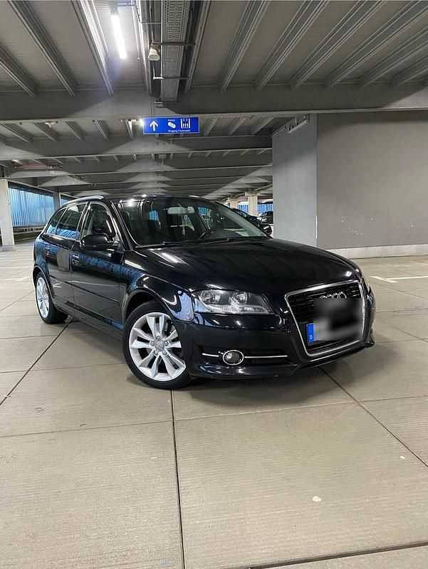 Schwarz Gebraucht 2012 Audi A3 Limousine | 6.900 € (Superpreis) - Bild 1/4