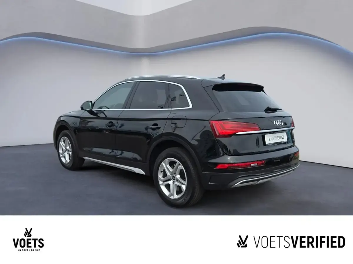 Gebraucht Audi Q5 Advanced Plus 299 PS (219 kW) 2023 Mythosschwarz metallic SUV