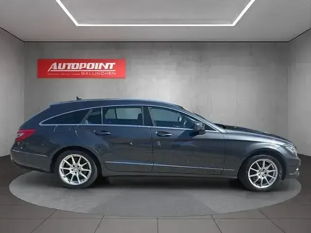 Gebraucht Mercedes CLS250 Shooting Brake 204 PS (150 kW) 2013 Grau Kombi