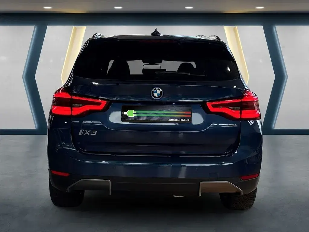 Gebraucht BMW iX3 Impressive 210 kW (286 PS) 2021 Phytonicblau metallic SUV