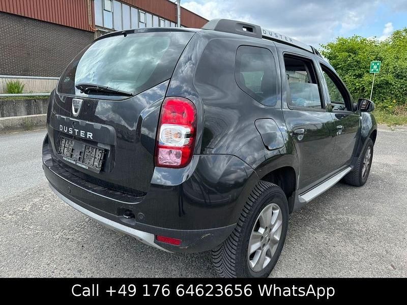 Gebraucht Dacia Duster Prestige 125 PS (91 kW) 2014 Schwarz SUV