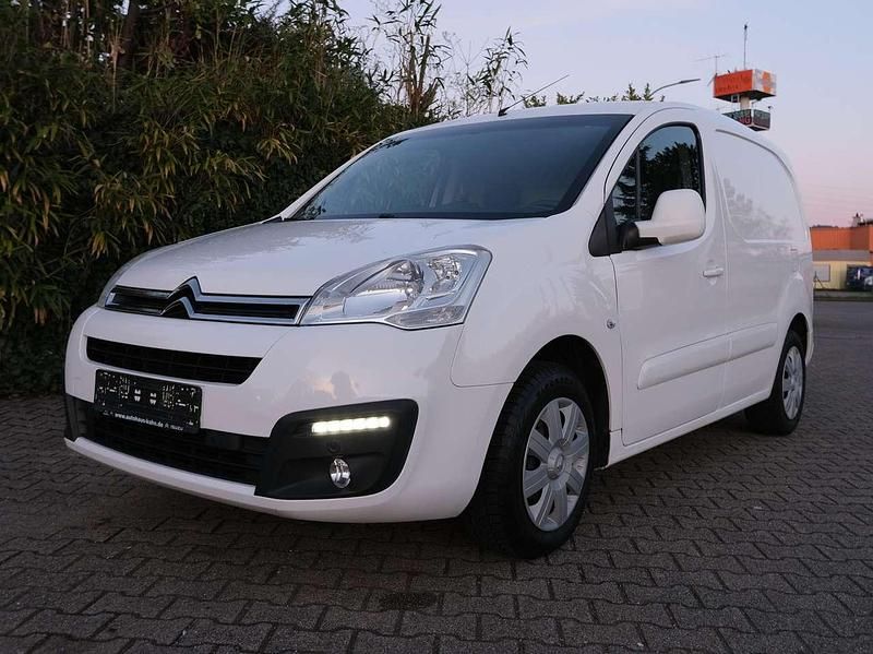 Gebraucht Citroën Berlingo Proline 99 PS (72 kW) 2017 Lack weiss banquise/deckende Van / Kleinbus