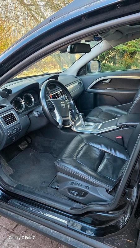 Gebraucht Volvo XC70 163 PS (119 kW) 2012 Schwarz Kombi