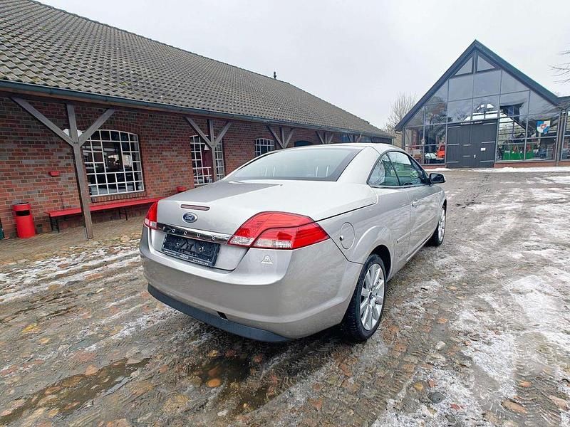 Gebraucht Ford Focus Cabriolet Titanium 145 PS (106 kW) 2007 Argento Cabrio