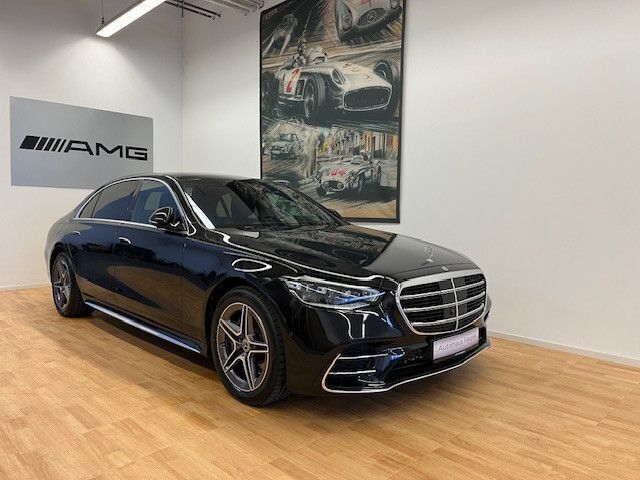 Obsidianschwarz metalliclack Gebraucht 2024 Mercedes S580 AMG line Limousine | 97.937 € - Bild 1/4