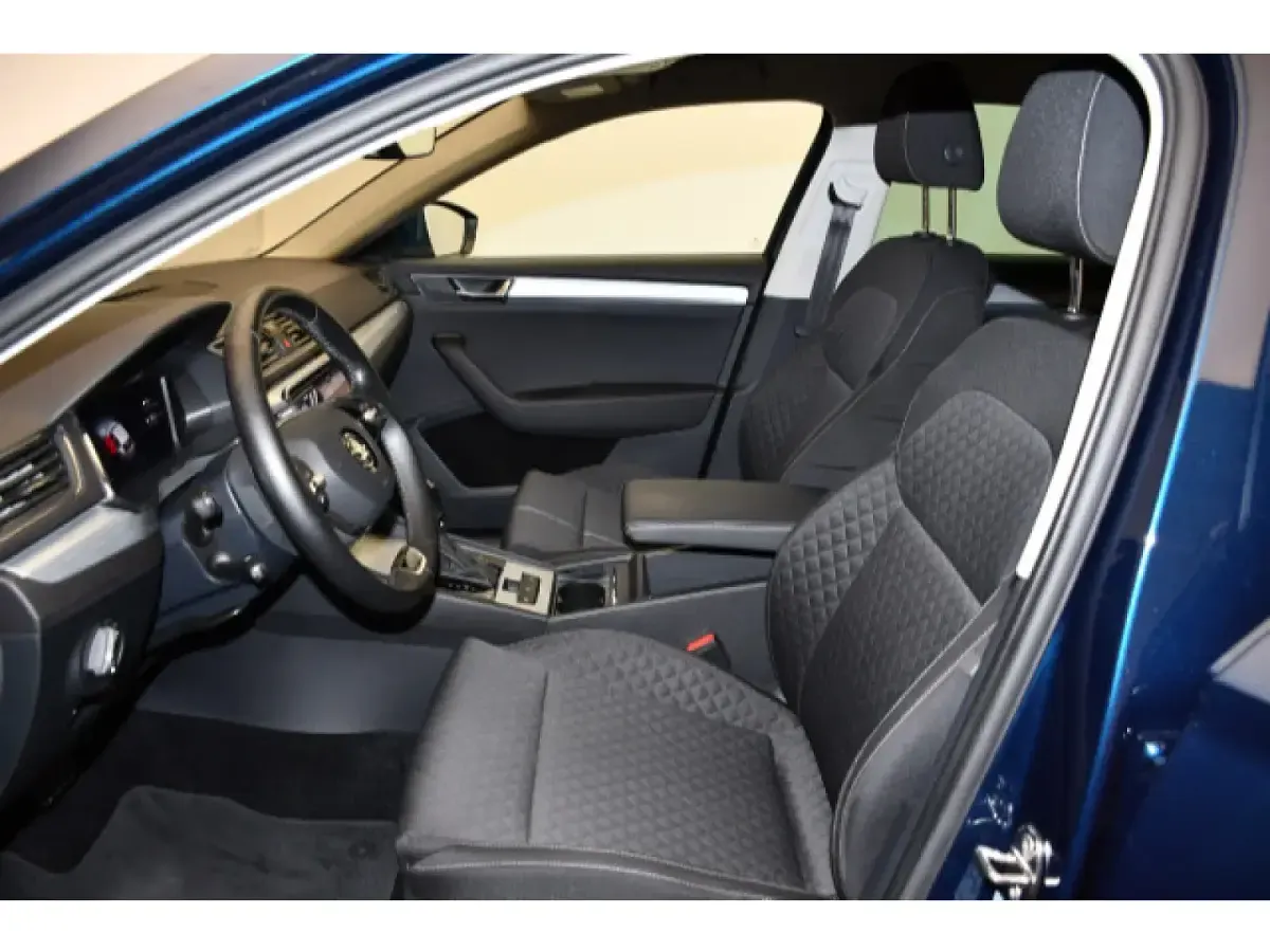 Gebraucht Skoda Superb Ambition 150 PS (110 kW) 2022 Kombi
