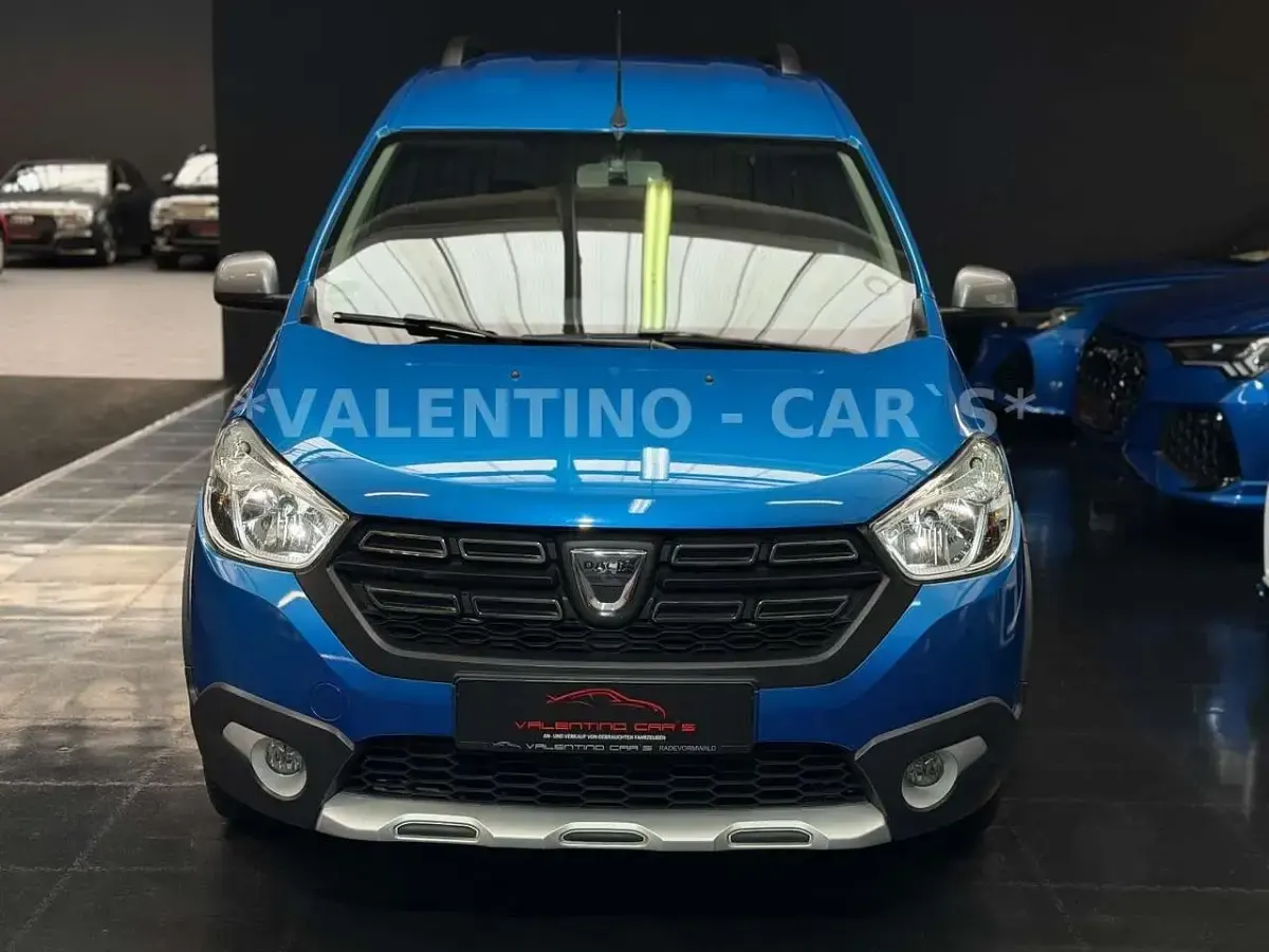 Gebraucht Dacia Dokker Celebration 116 PS (85 kW) 2017 Blau Van / Kleinbus