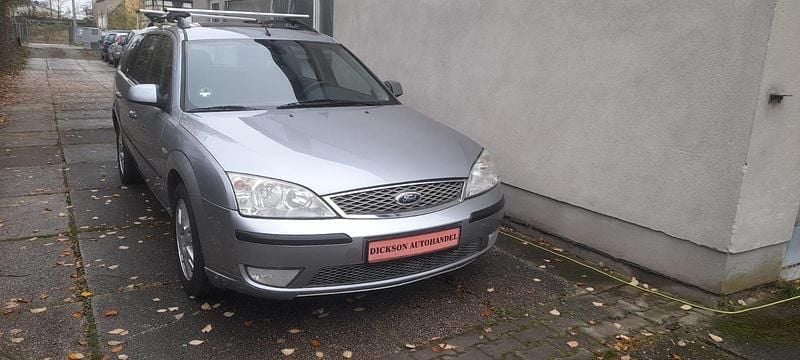 Gebraucht Ford Mondeo Ghia 110 PS (80 kW) 2005 Grau Kombi