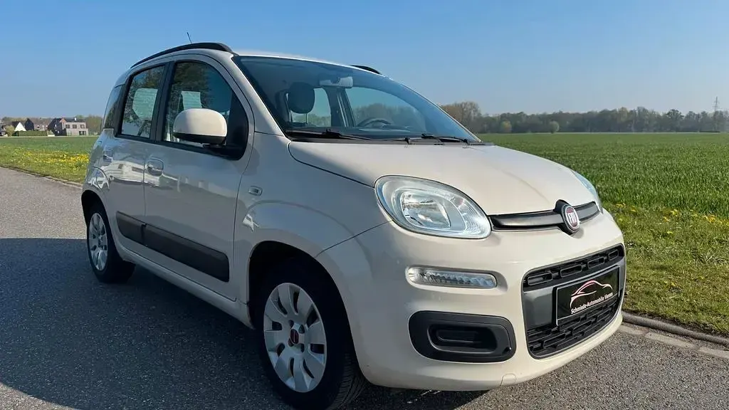 Używany Fiat Panda 65 KM (47 kW) 2013 Beżowy Hatchback