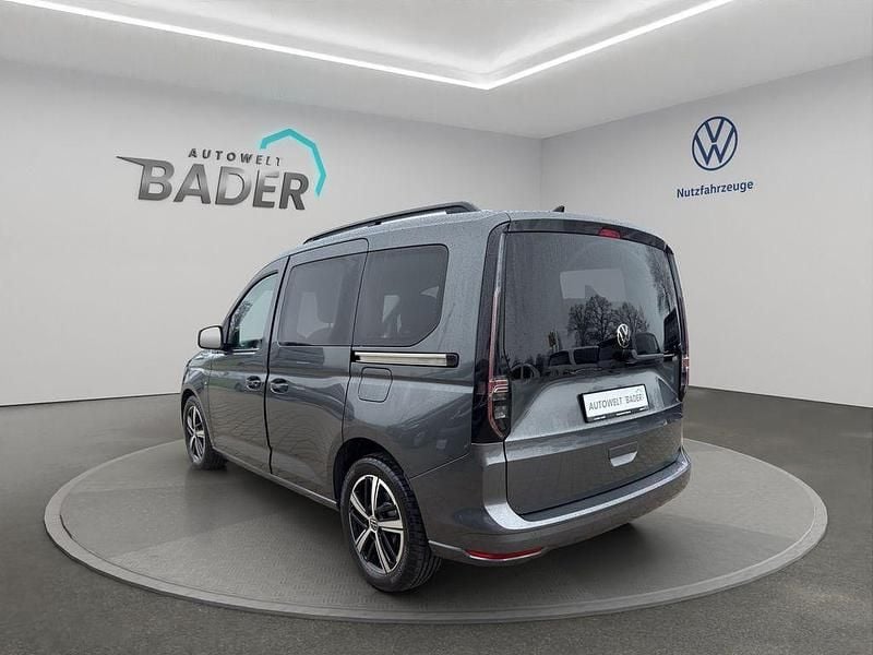 Gebraucht VW Caddy Life 122 PS (89 kW) 2022 Grau Van / Kleinbus