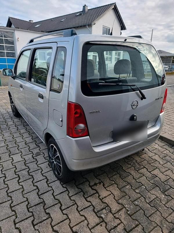 Gebraucht Opel Agila Elegance 75 PS (55 kW) 2001 Silber Van / Kleinbus