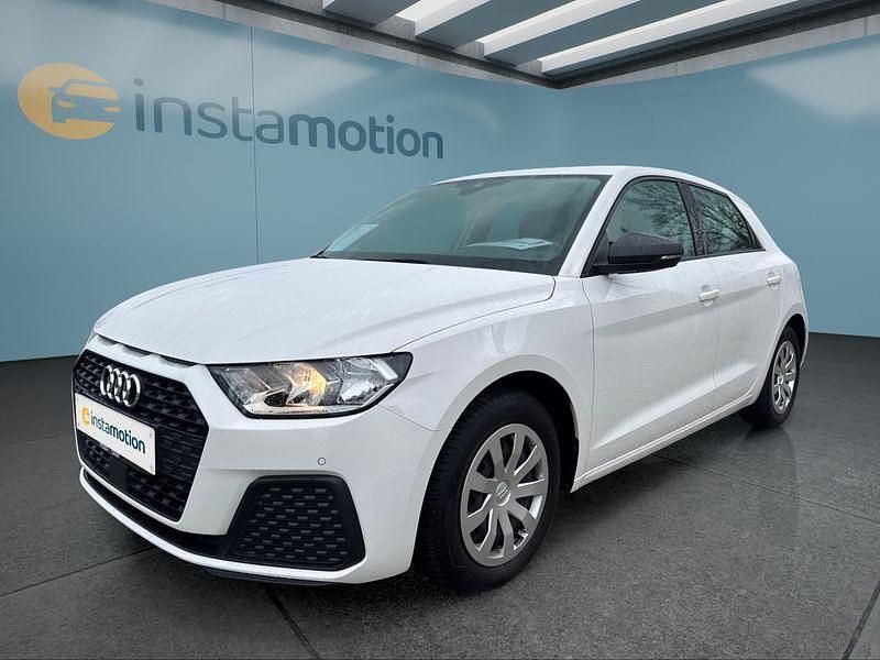Weiß Gebraucht 2022 Audi A1 Sportback Kleinwagen | 19.999 € (Fairer Preis) - Bild 1/4
