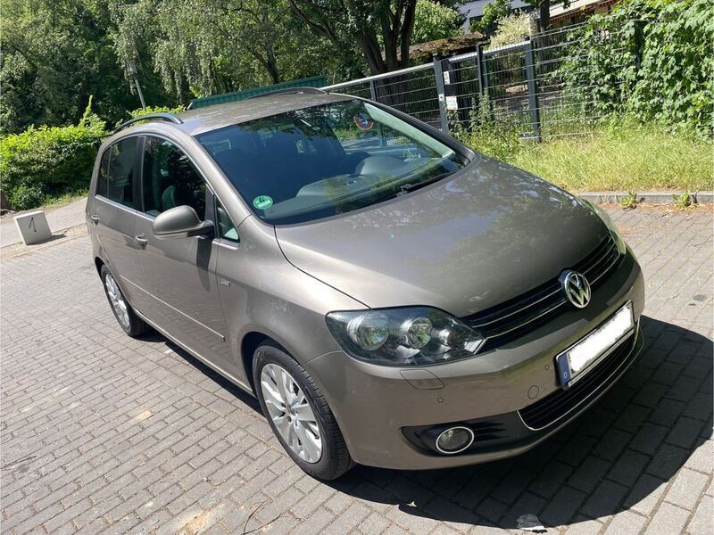 Beige Gebraucht 2013 VW Golf Plus Life Van / Kleinbus | 7.000 € (Fairer Preis) - Bild 1/4