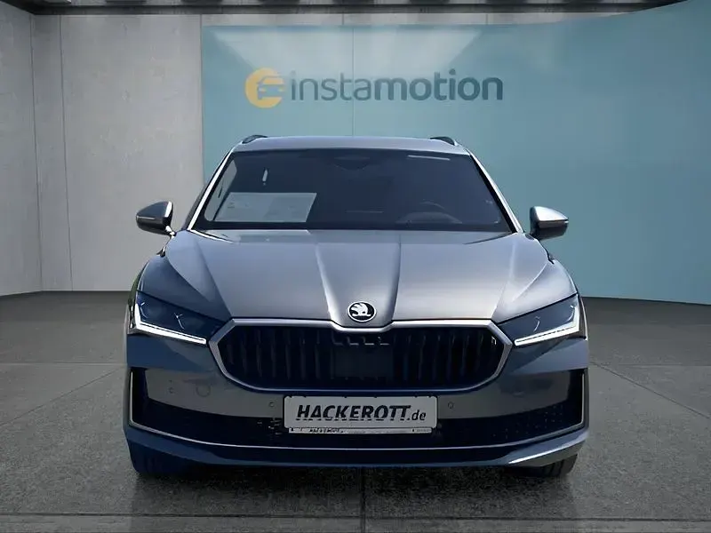 Gebraucht Skoda Superb 204 PS (150 kW) 2025 Grau Kombi