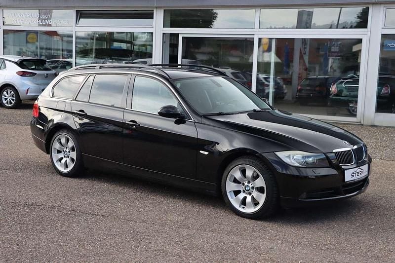 Schwarz Gebraucht 2007 BMW 325 Sport Line Kombi | 2.990 € (Fairer Preis) - Bild 1/4