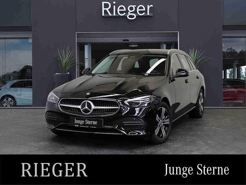 Schwarz Gebraucht 2023 Mercedes C300e Avantgarde Kombi | 35.499 € (Superpreis) - Bild 1/4