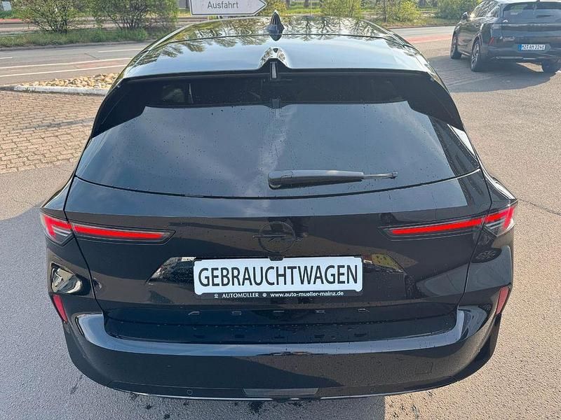 Gebraucht Opel Astra 131 PS (96 kW) 2024 Schwarz Kombi