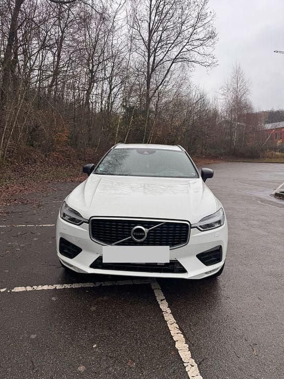 Weiß Gebraucht 2020 Volvo XC60 R-Design SUV | 33.200 € (Superpreis) - Bild 1/4