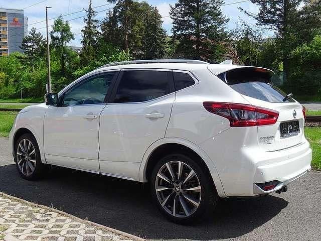 Gebraucht Nissan Qashqai Tekna 140 PS (102 kW) 2019 Pearl white (metallic) SUV