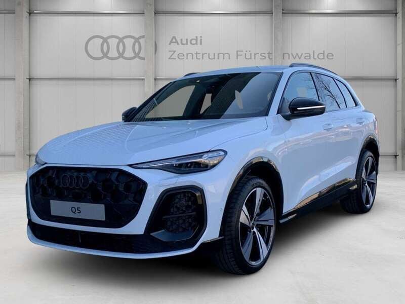 Gletscherweiß metallic Gebraucht 2024 Audi Q5 Edition .1 SUV | 74.866 € - Bild 1/4