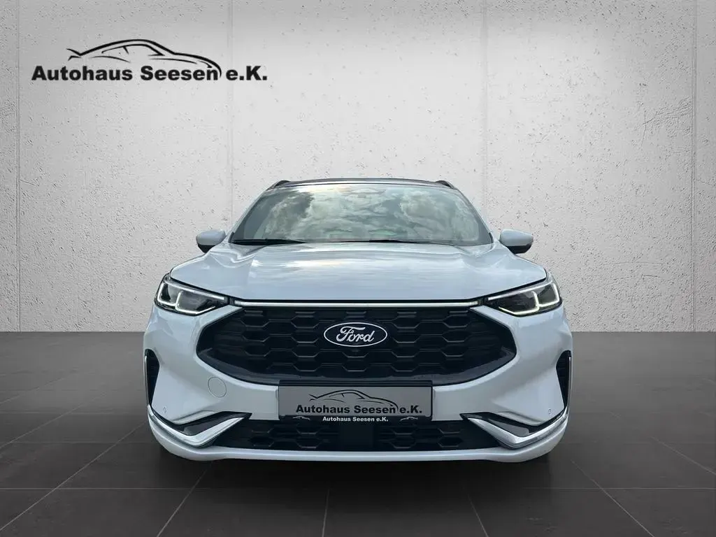 Gebraucht Ford Kuga ST-Line X 186 PS (136 kW) 2024 Frozen white SUV