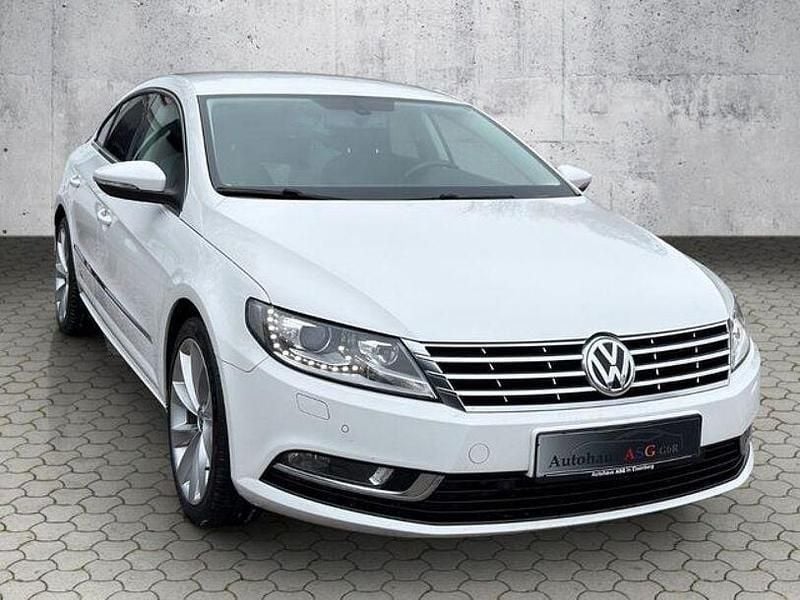 Gebraucht VW Passat 160 PS (117 kW) 2014 Weiß Coupé