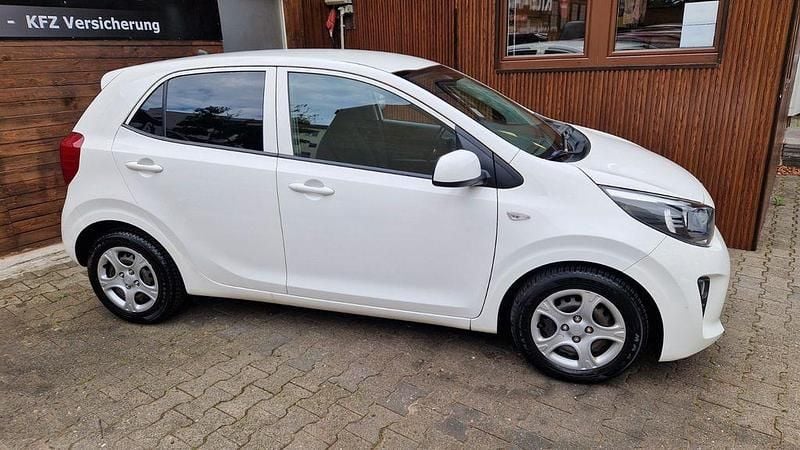 Gebraucht Kia Picanto Edition 7 84 PS (61 kW) 2017 Weiß Kleinwagen