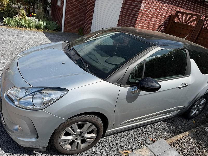 Gebraucht Citroën DS3 82 PS (60 kW) 2014 Silber Kleinwagen