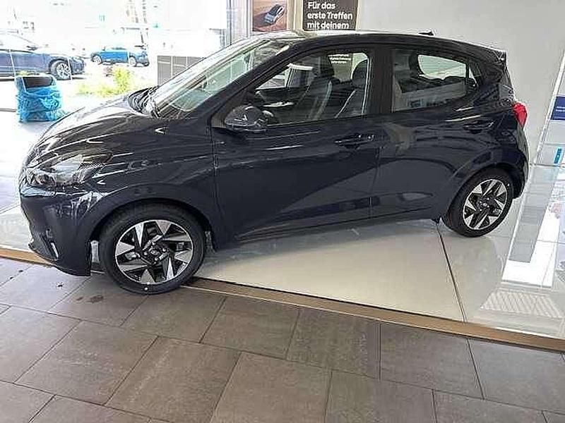 Lumen grey Neu 2025 Hyundai i10 Comfort Kleinwagen | 20.690 € (Fairer Preis) - Bild 1/4