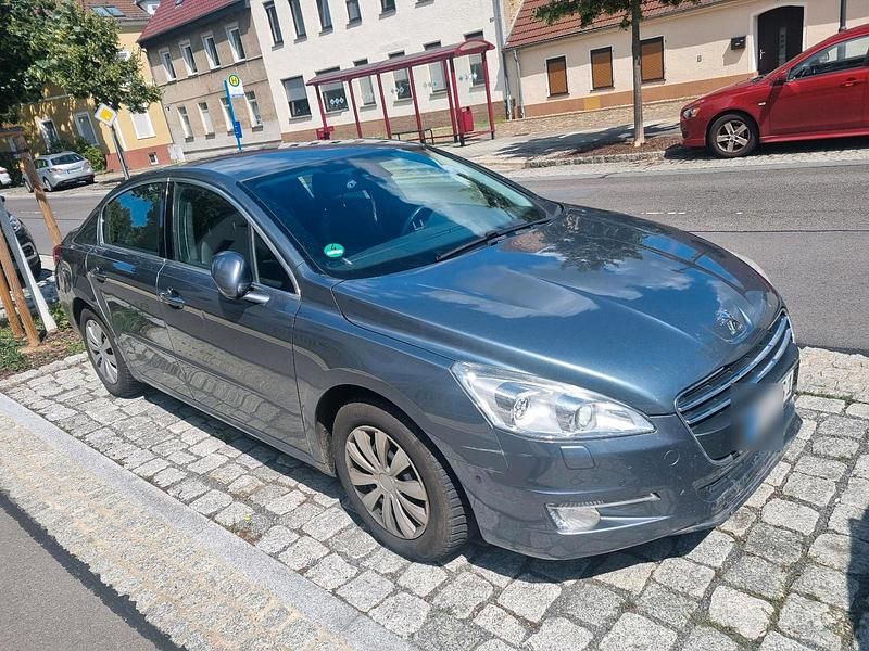 Grau Gebraucht 2011 Peugeot 508 Limousine | 5.000 € (Fairer Preis) - Bild 1/4
