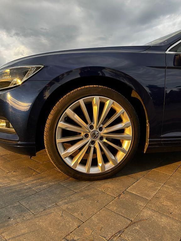 Gebraucht VW Passat 150 PS (110 kW) 2018 Blau Kombi