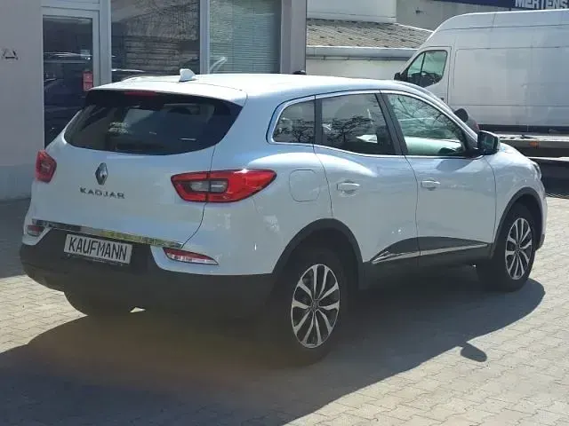 Gebraucht Renault Kadjar Business 140 PS (102 kW) 2021 Weiss SUV