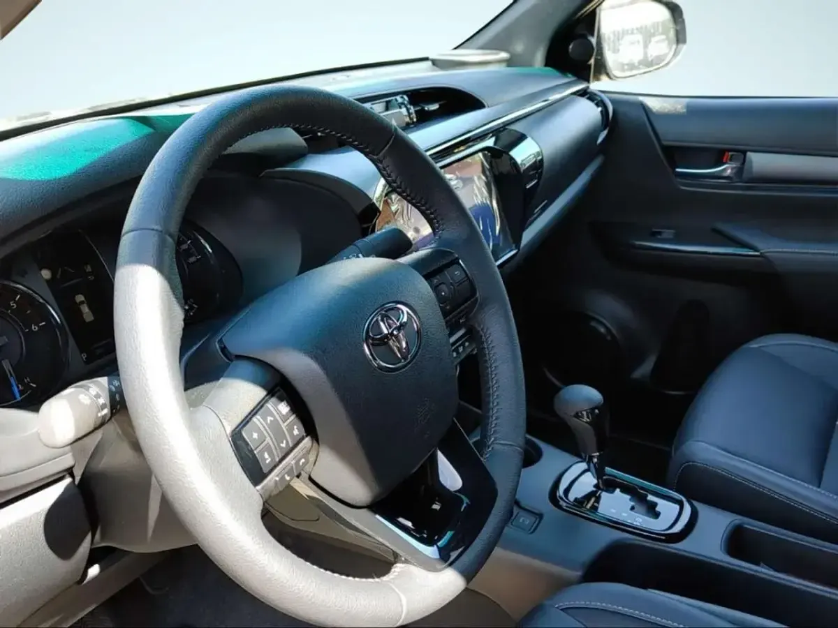 Neu Toyota HiLux 205 PS (150 kW) 2026 Schwarz Pickup