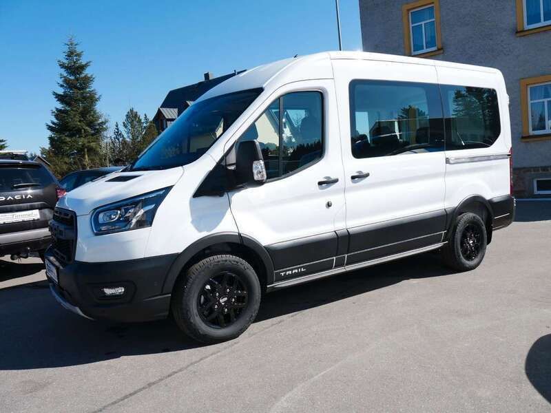 Gebraucht Ford Transit 150 PS (110 kW) 2025 Weiß Kombi