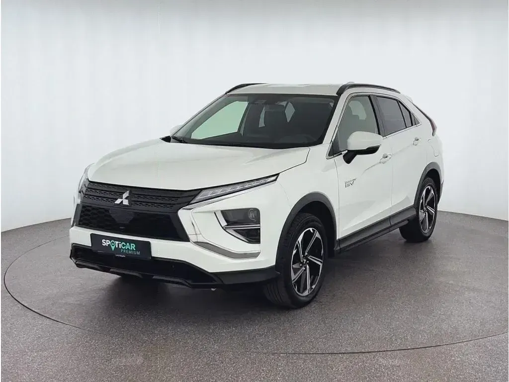 Gebraucht Mitsubishi Eclipse Cross Basis 188 PS (138 kW) 2022 Weiß SUV