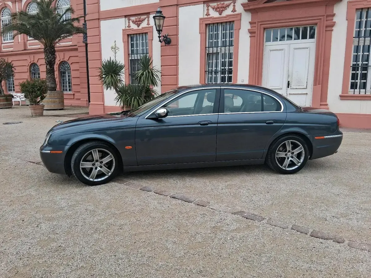 Gebraucht Jaguar S-Type Executive 207 PS (152 kW) 2005 Silber Limousine