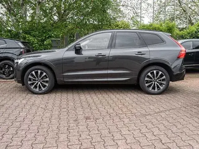 Gebraucht Volvo XC60 145 PS (106 kW) 2023 SUV