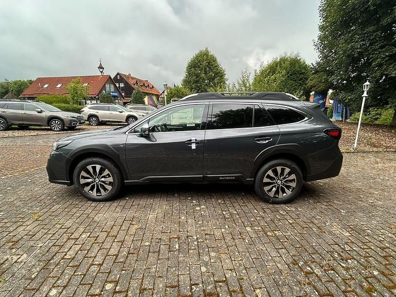 Neu Subaru Outback Platinum 169 PS (124 kW) 2026 Grau Limousine