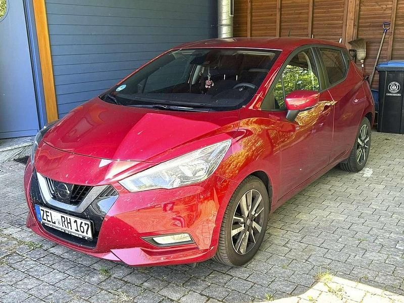Rot Gebraucht 2023 Nissan Micra Acenta Kleinwagen | 14.999 € (Fairer Preis) - Bild 1/4
