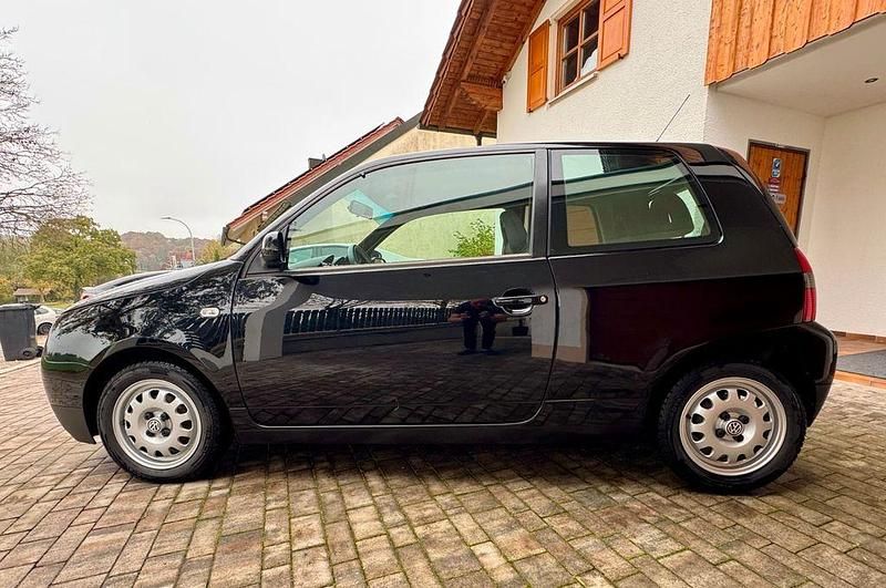 Gebraucht VW Lupo 61 PS (44 kW) 2001 Schwarz Kleinwagen